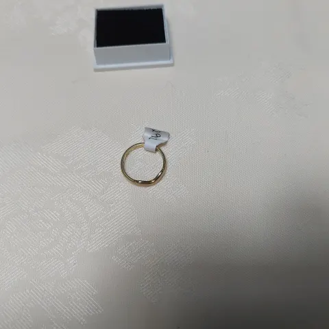 Dress ring