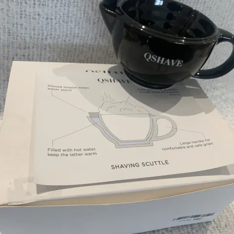 Brand New QShave Black Shaving Scuttle