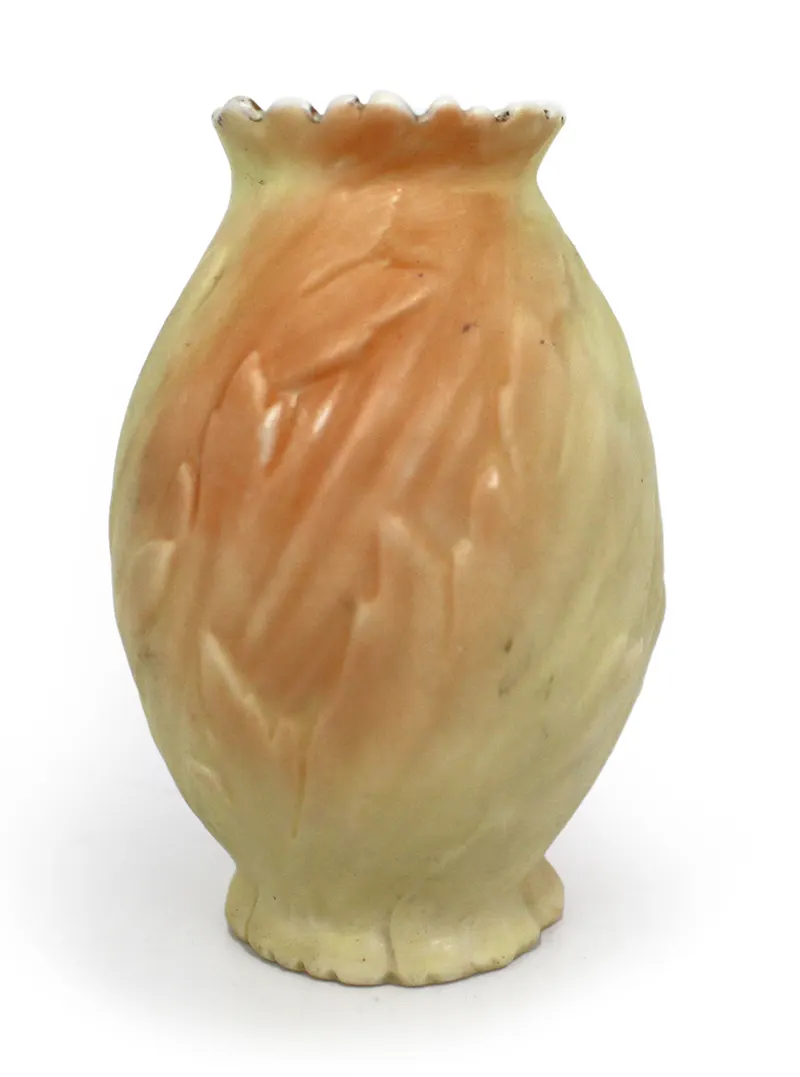 Locke & Co. Worcester Small Leaf Vase