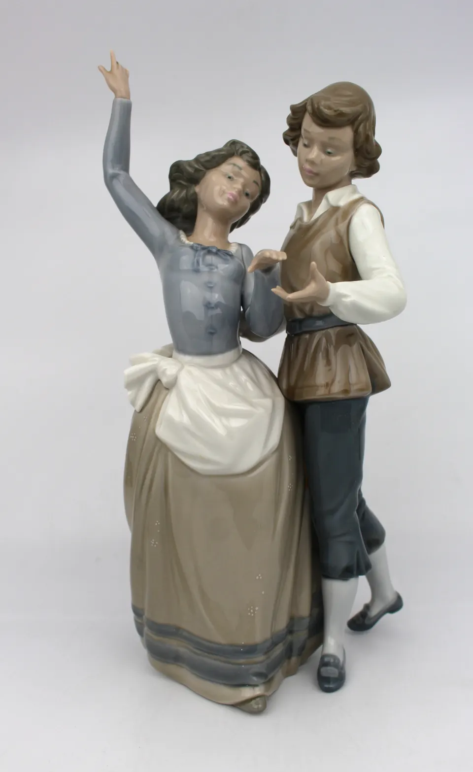 Lladro Figurine
