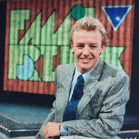 Les Dennis Original Signature