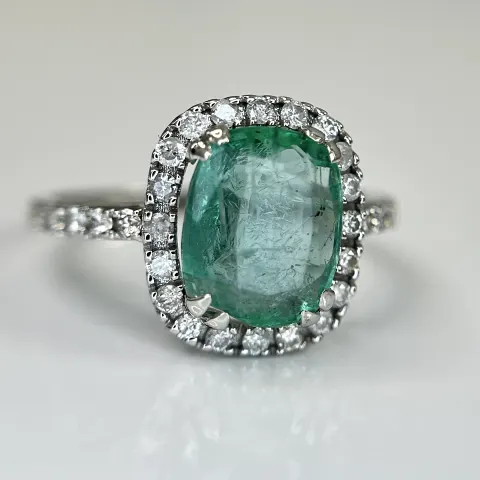 Beautiful Natural Emerald 2.42 CT With Natural Diamonds & 18k Gold