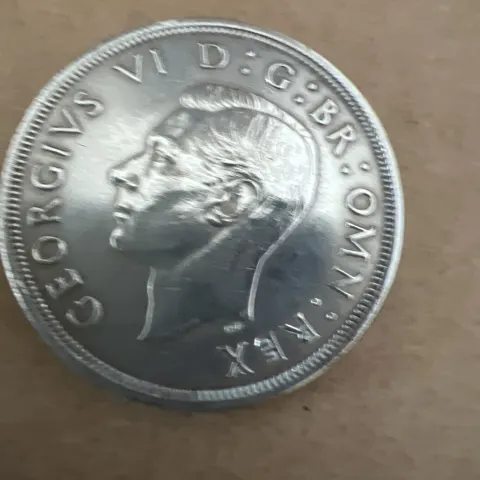 2 George V1 crowns