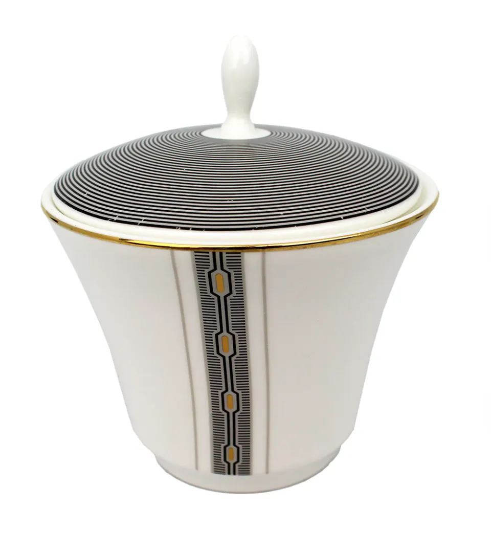 Wedgwood Plaza Lidded Vase & Plate