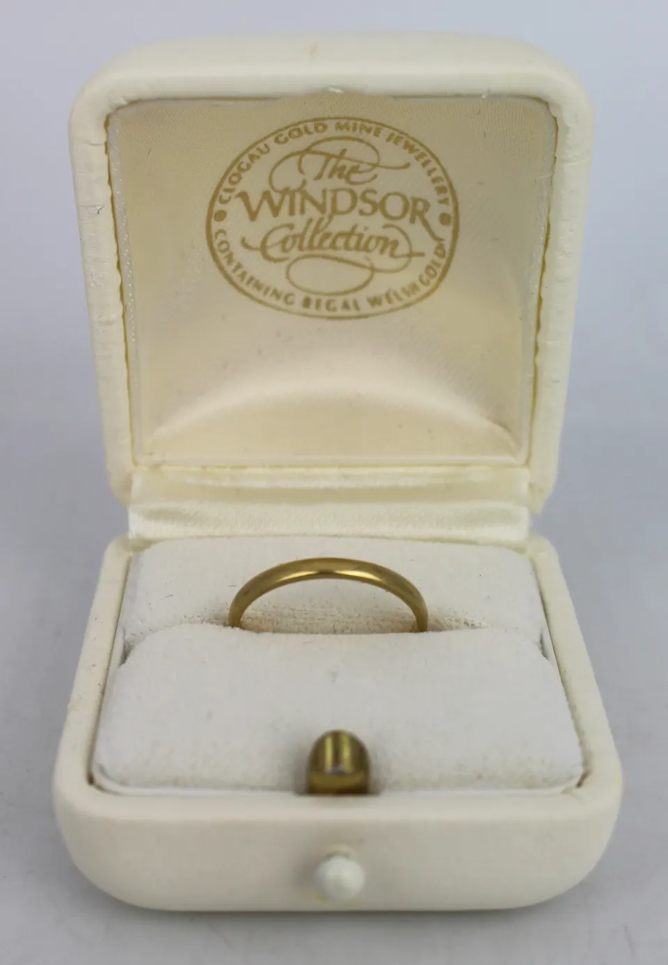 The Windsor Collection Clogau 18ct Gold Ring