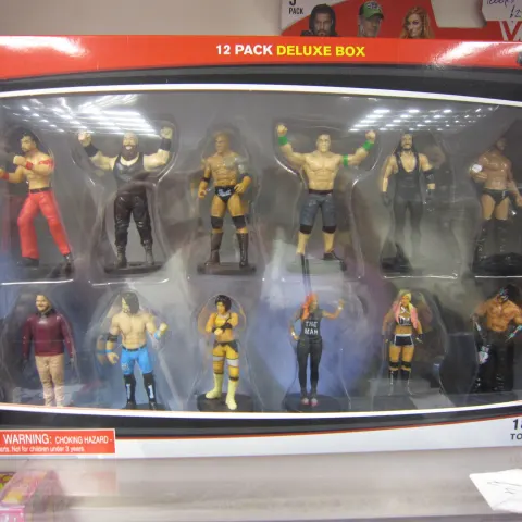 50pcs brand new sealed WWE licensed Wrestling Stampers - rrp £14.99 , 50 packs in lot