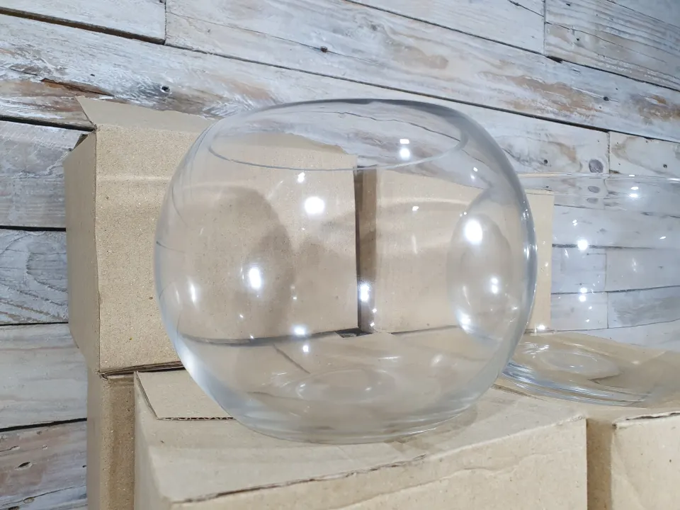 6 x 15cm Round Glass Bowls. Wedding/Party Table decoaration.  Rrp £42