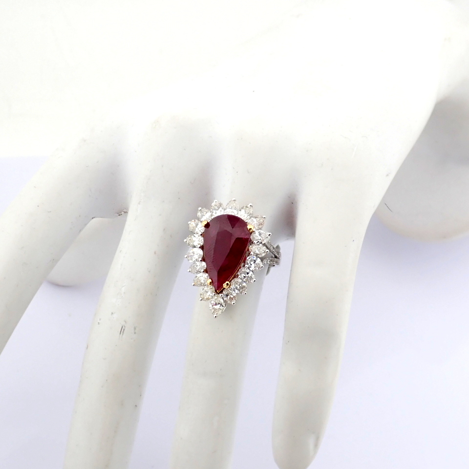 Natural Diamond 18K White Gold Ring