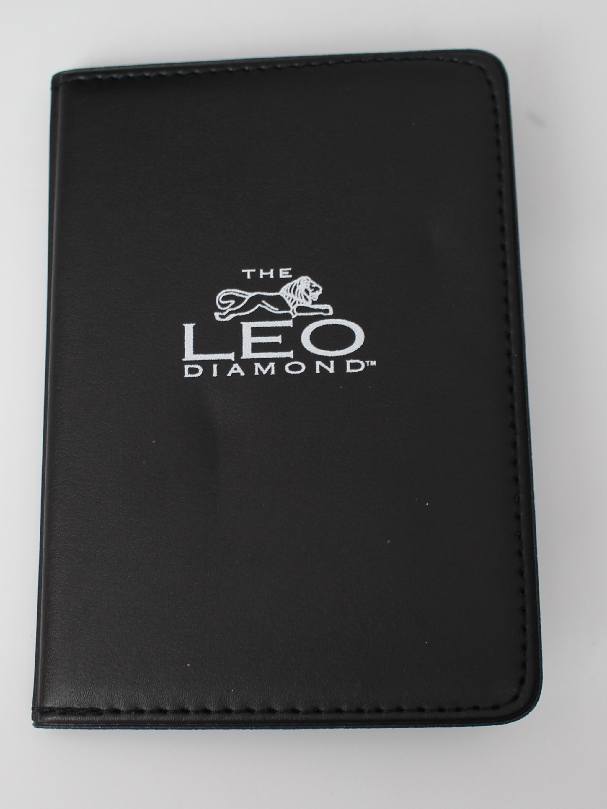 Leo Diamond Platinum Ring with 0.33 Carat Natural Diamond