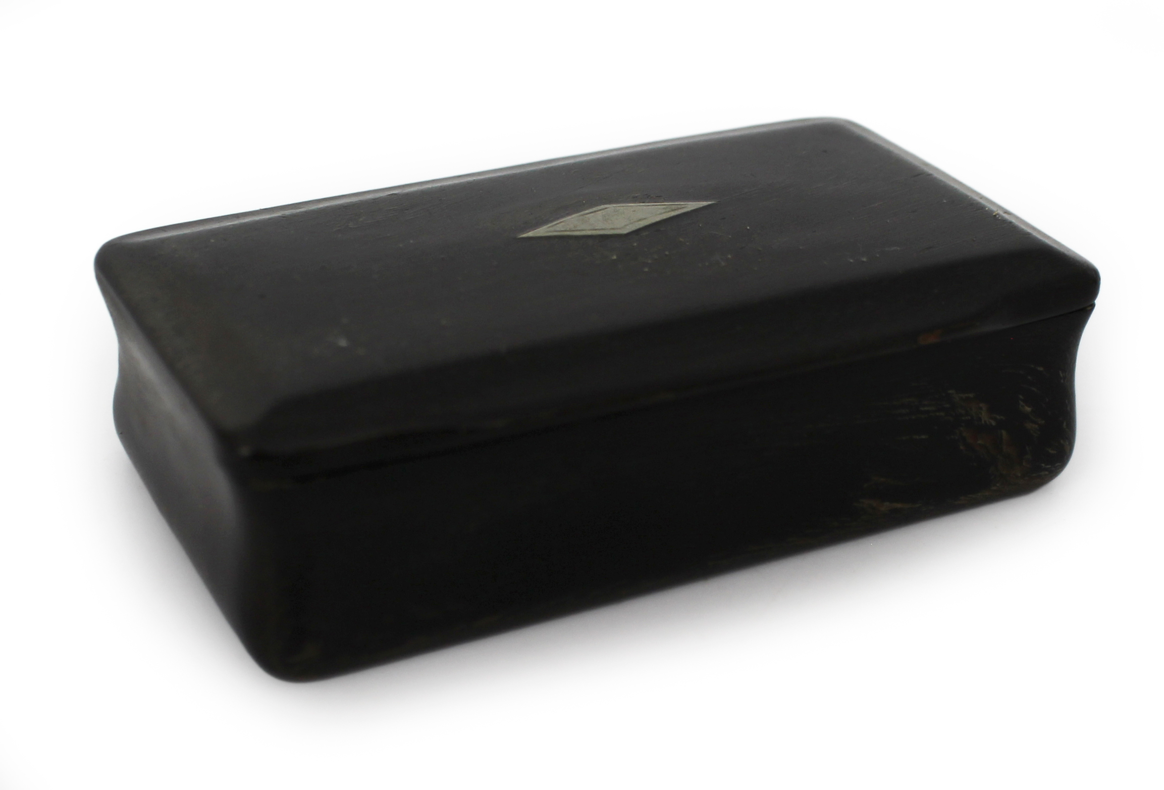 Antique 19th-Century Horn Snuff Box – Diamond Inlay, Hinged Lid