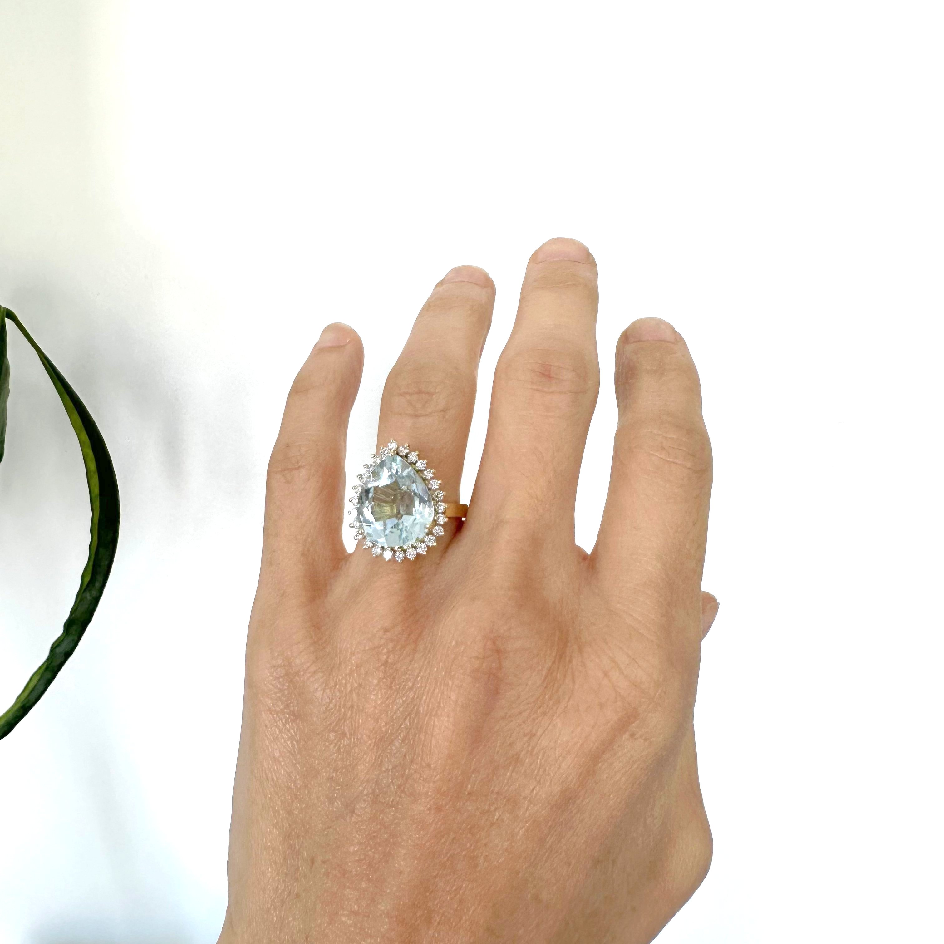 Natural Diamond 18K Yellow Gold Ring