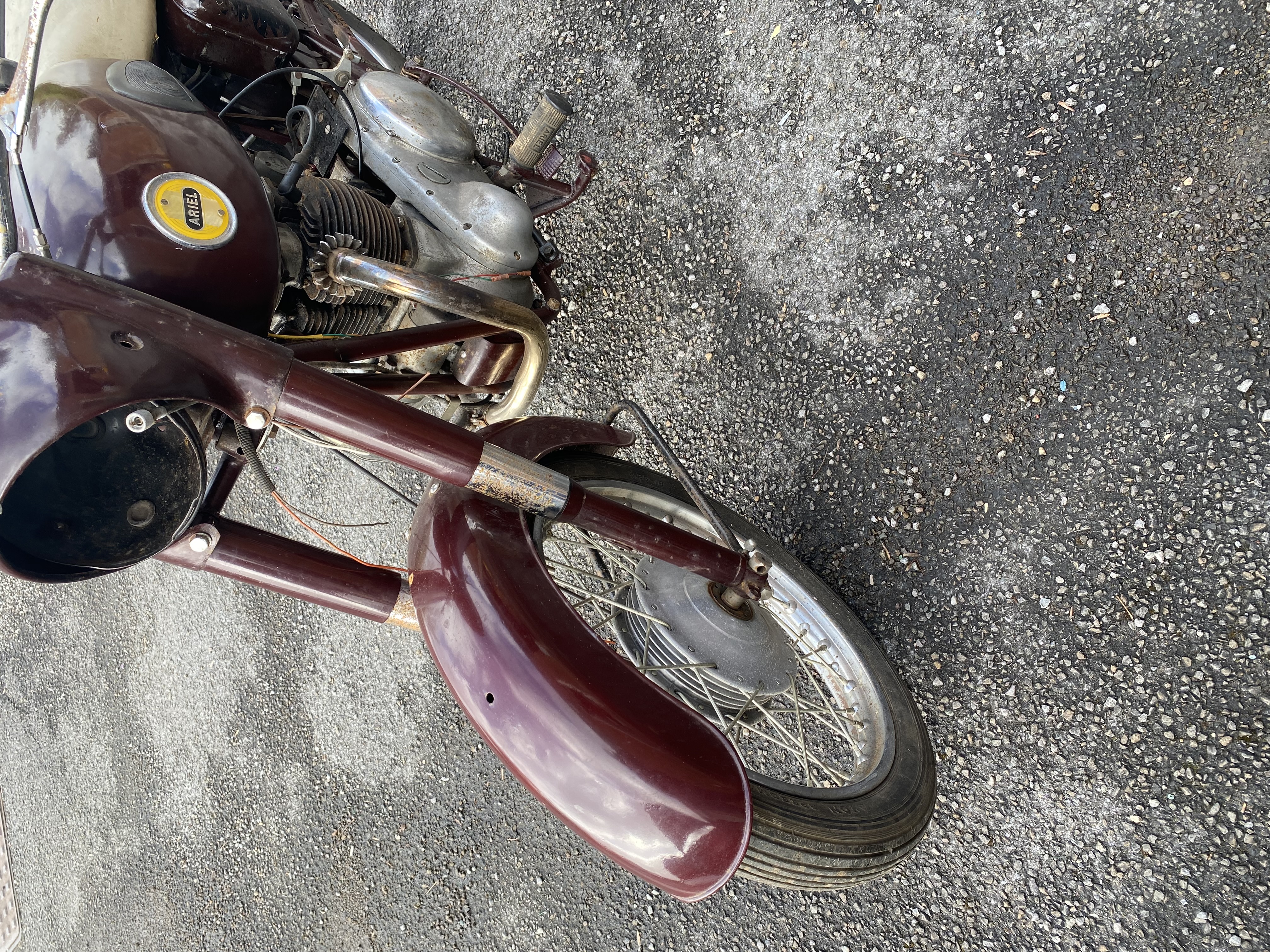 Ariel 650 Huntmaster, running project,with V5