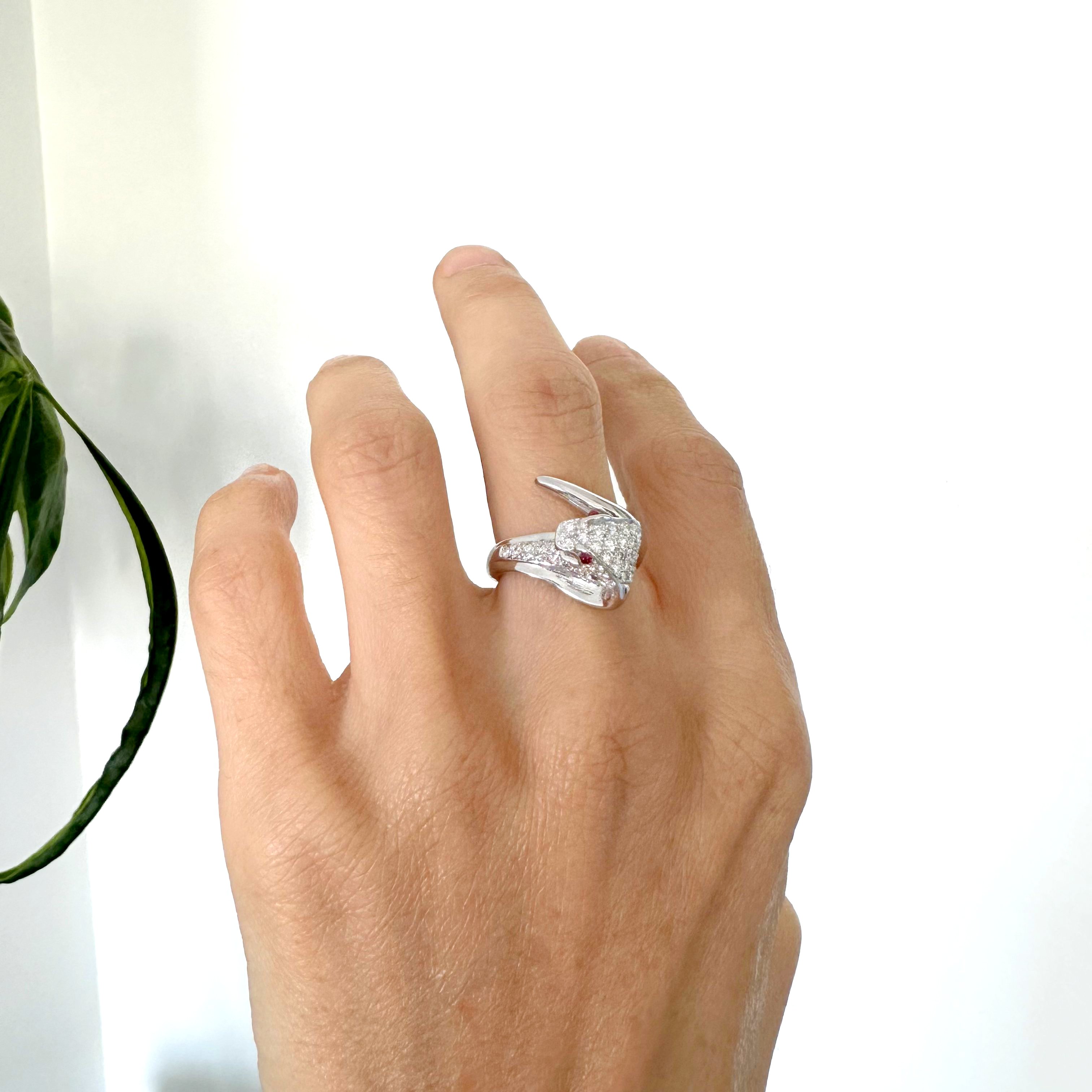 Natural Diamond 18K White Gold Ring