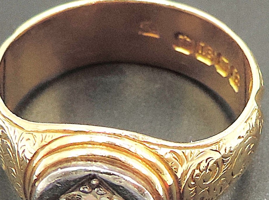 Edwardian 18K Gold Old Mine Cut 1.25 Carat Diamond Ring London Hallmark 1903