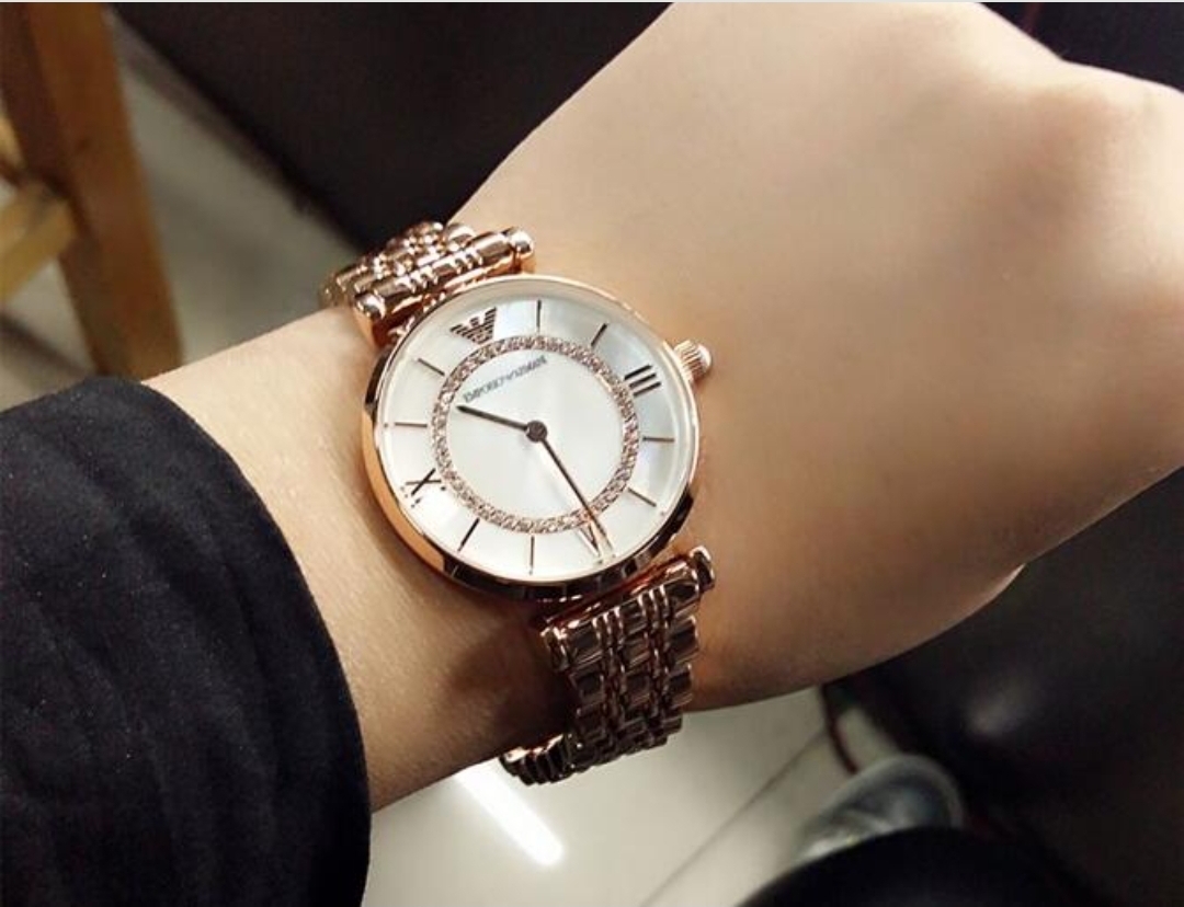 Emporio Armani AR1909 Ladies Gianni - T Bar Rose Gold quartz Designer Watch