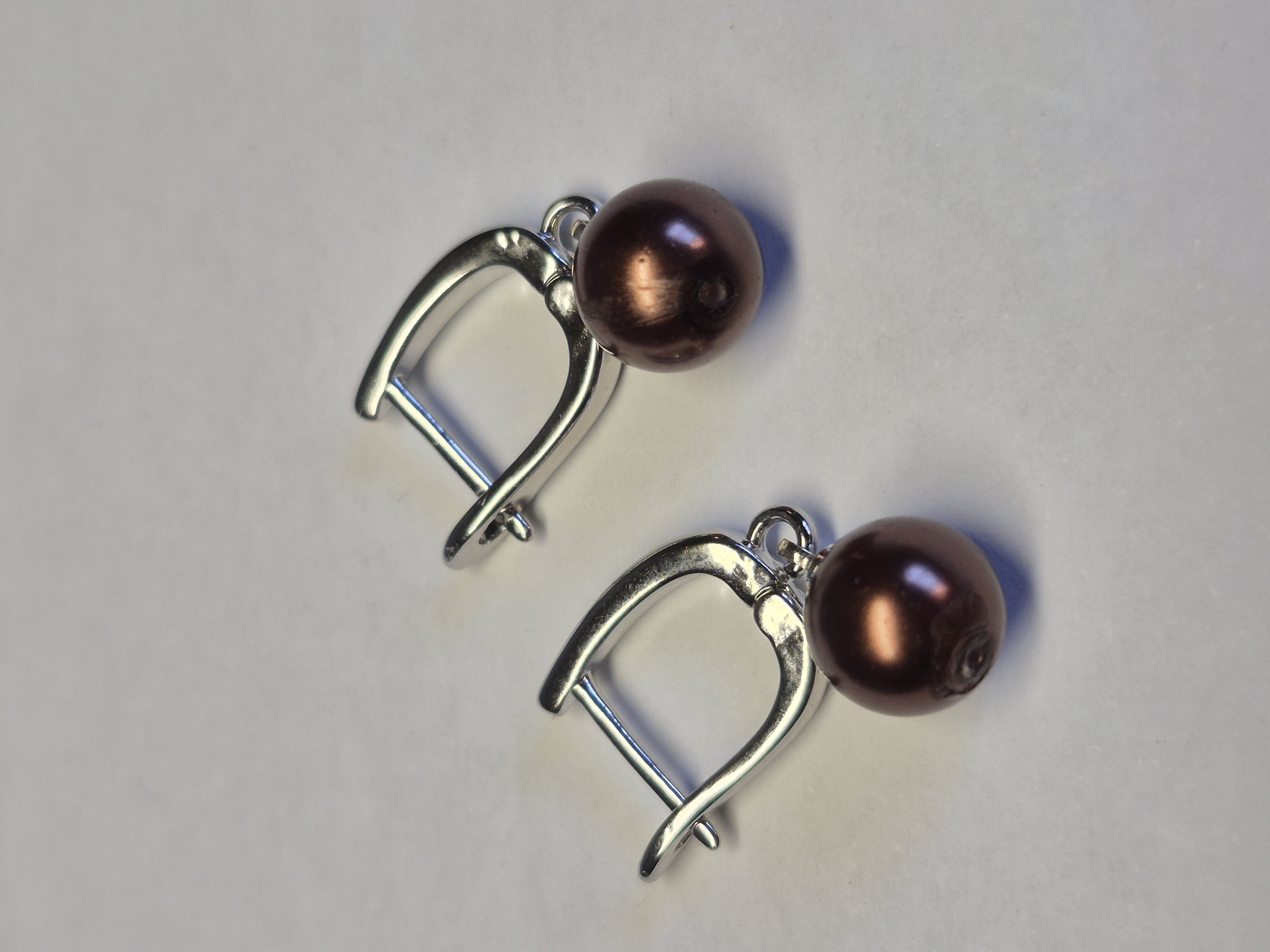 Silver Plated Earrings With Chocolate Pearl Beads – Elegant Drop Design