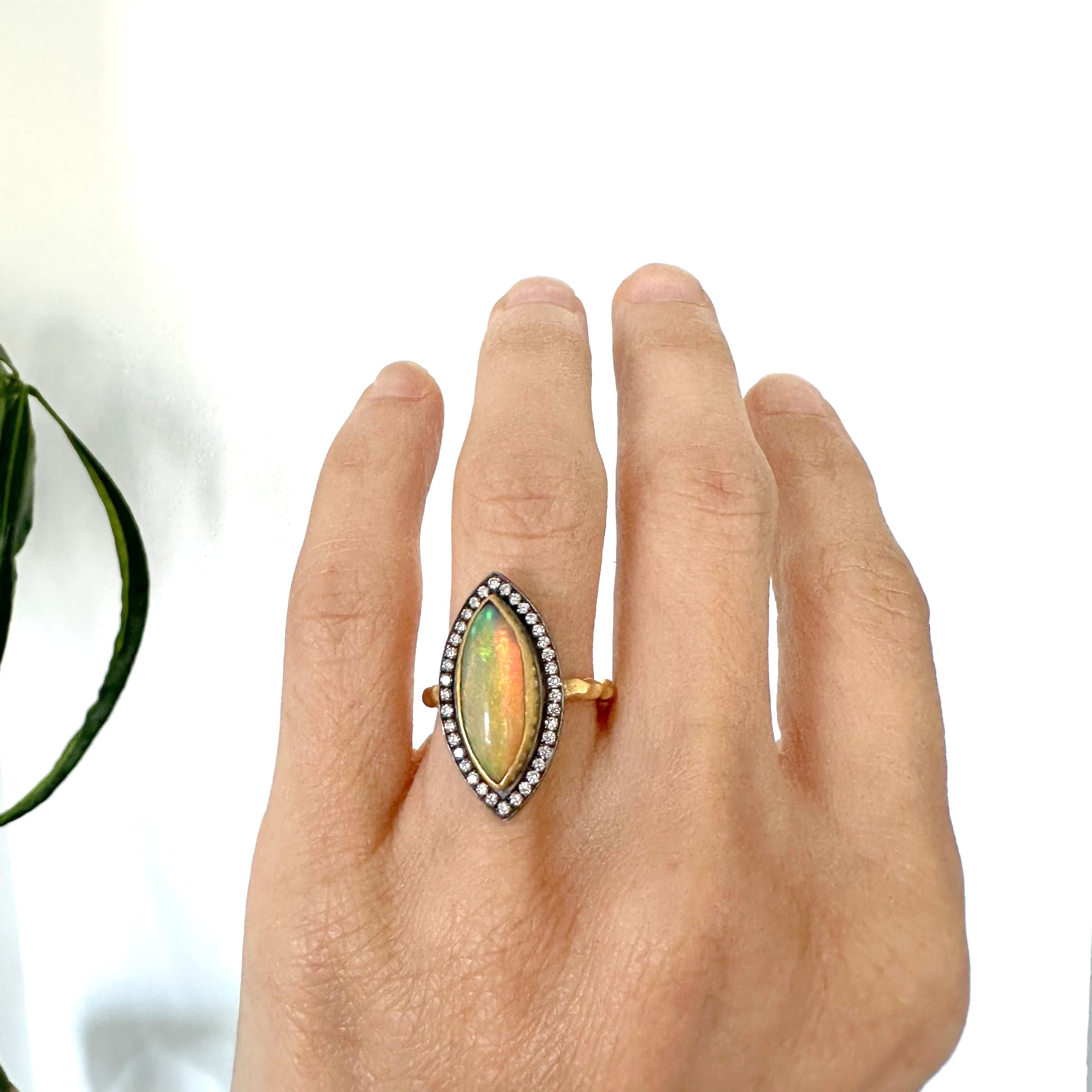 Natural Diamond 18K Yellow Gold Ring
