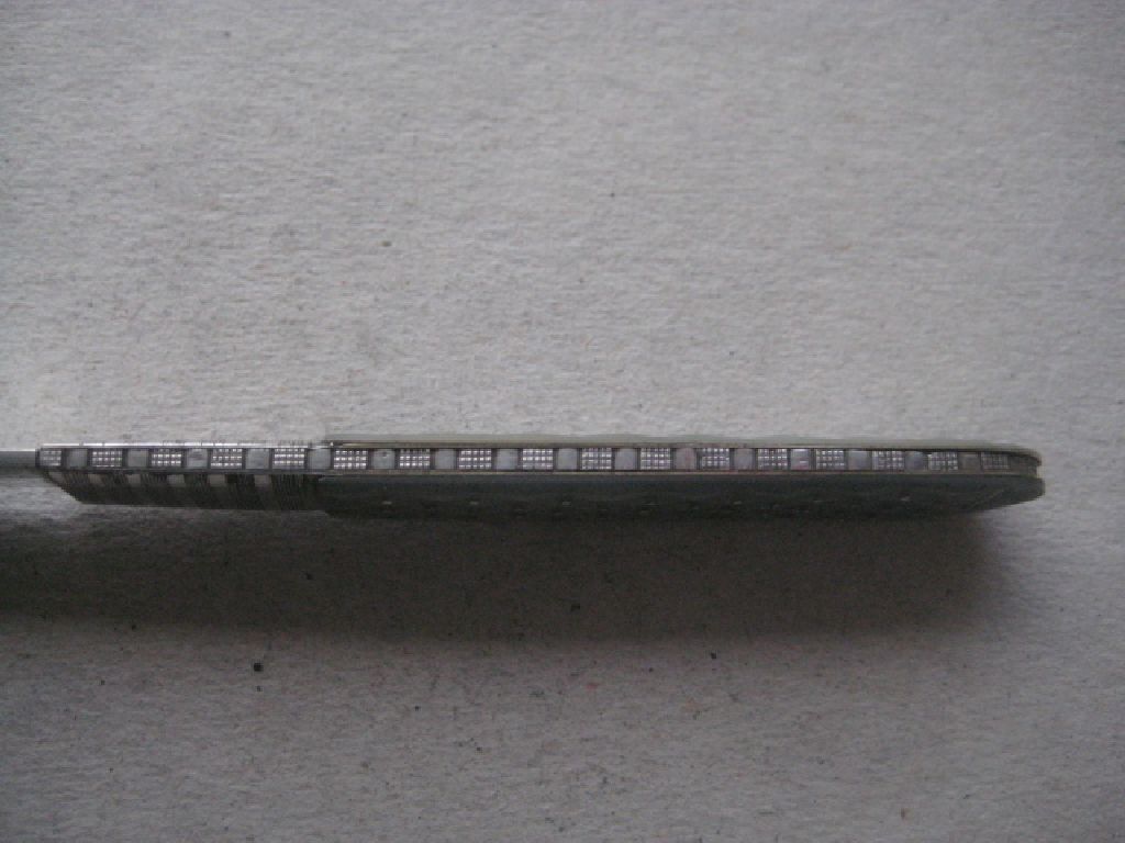 George IV Mother of Pearl Hafted Silver Bladed Folding Fruit Knife, Sheffield 1825