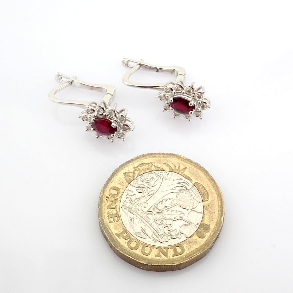 Natural Diamond 18K White Gold Earring