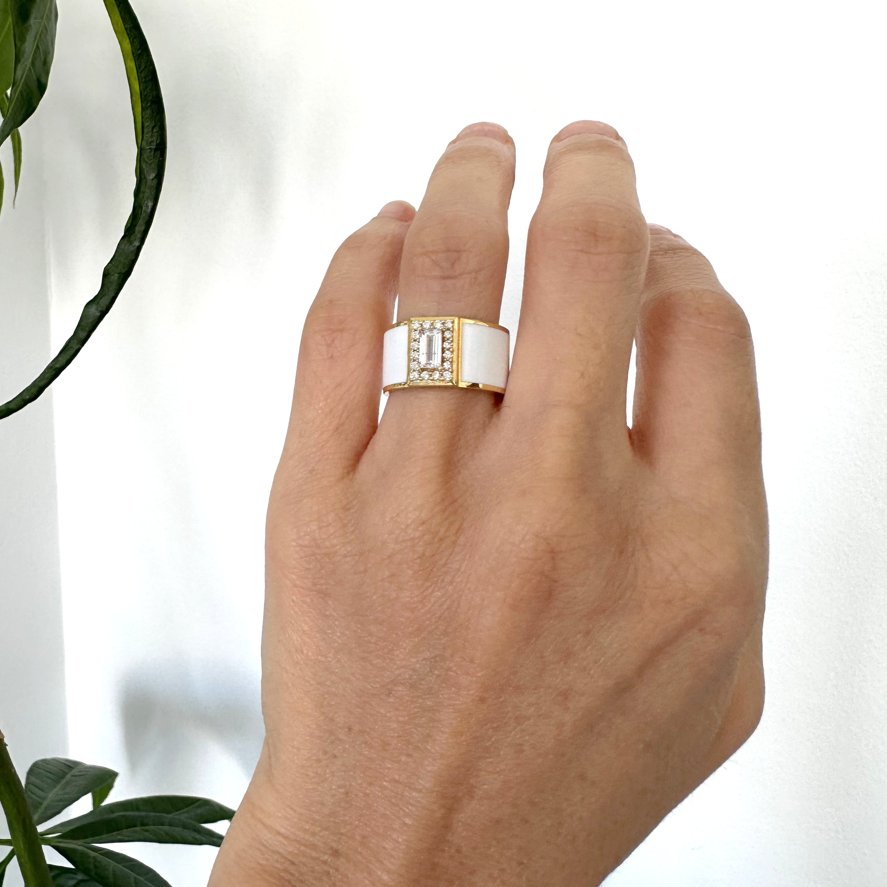 Natural Diamond 18K Yellow Gold Ring