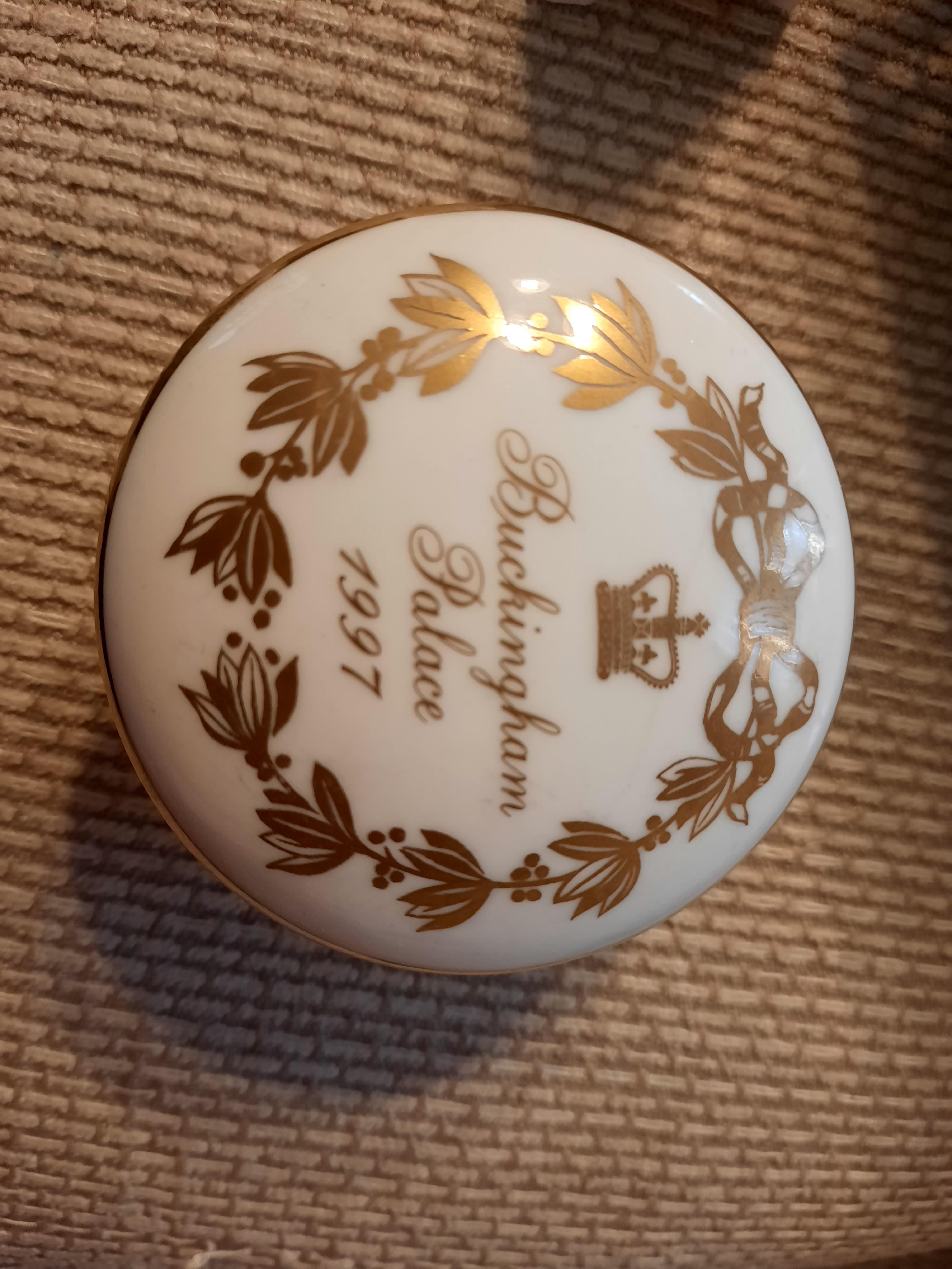 Buckingham Palace Trinket Box 1997