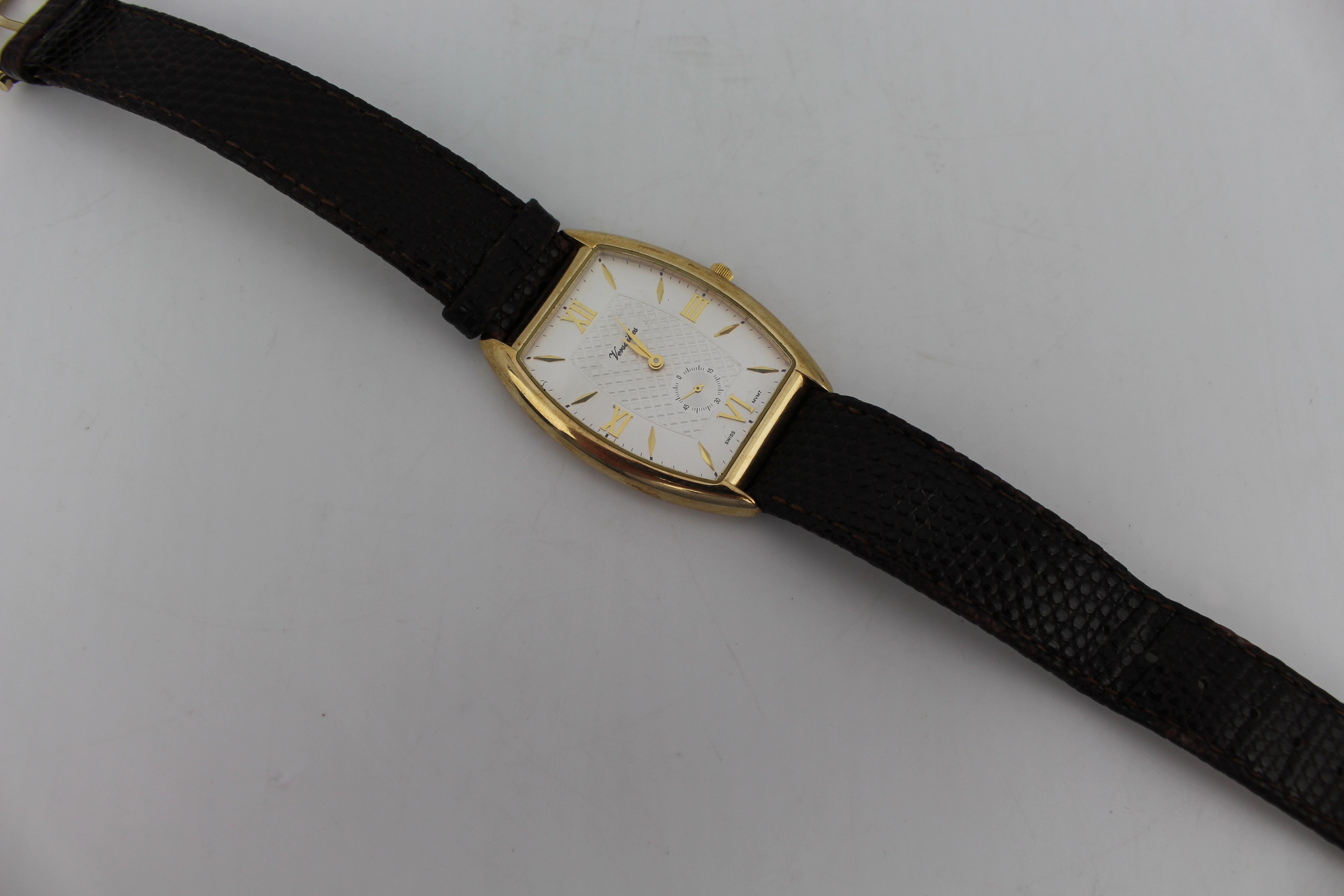 Versailles 9ct Gold Wristwatch