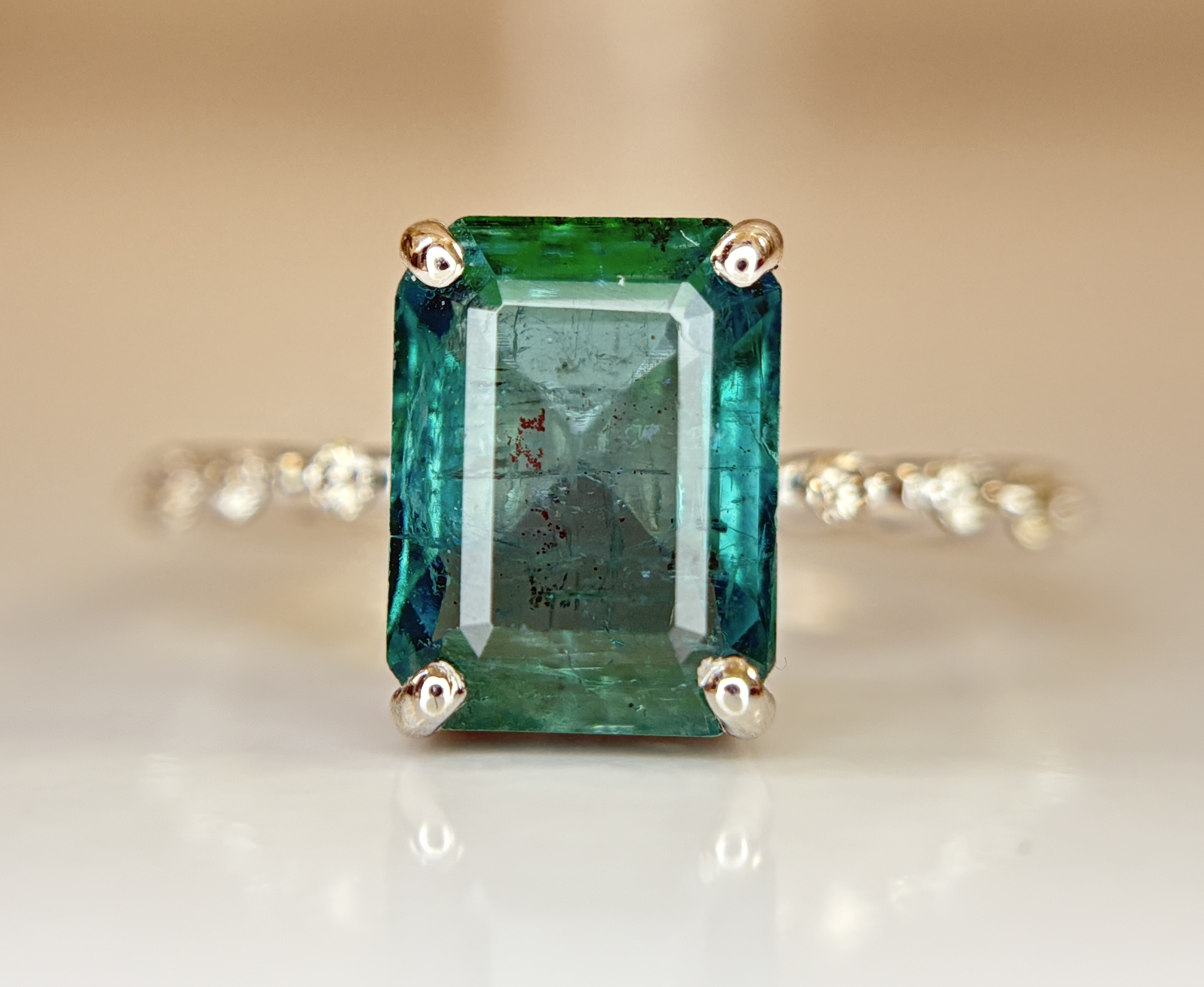 Beautiful 3.00 CT Natural Emerald Ring With Natural Diamonds & Platinum 950