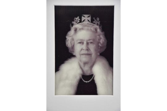 Chris Levine The Queen / Queen Elizabeth Lenticular Limited Edition Card 2004