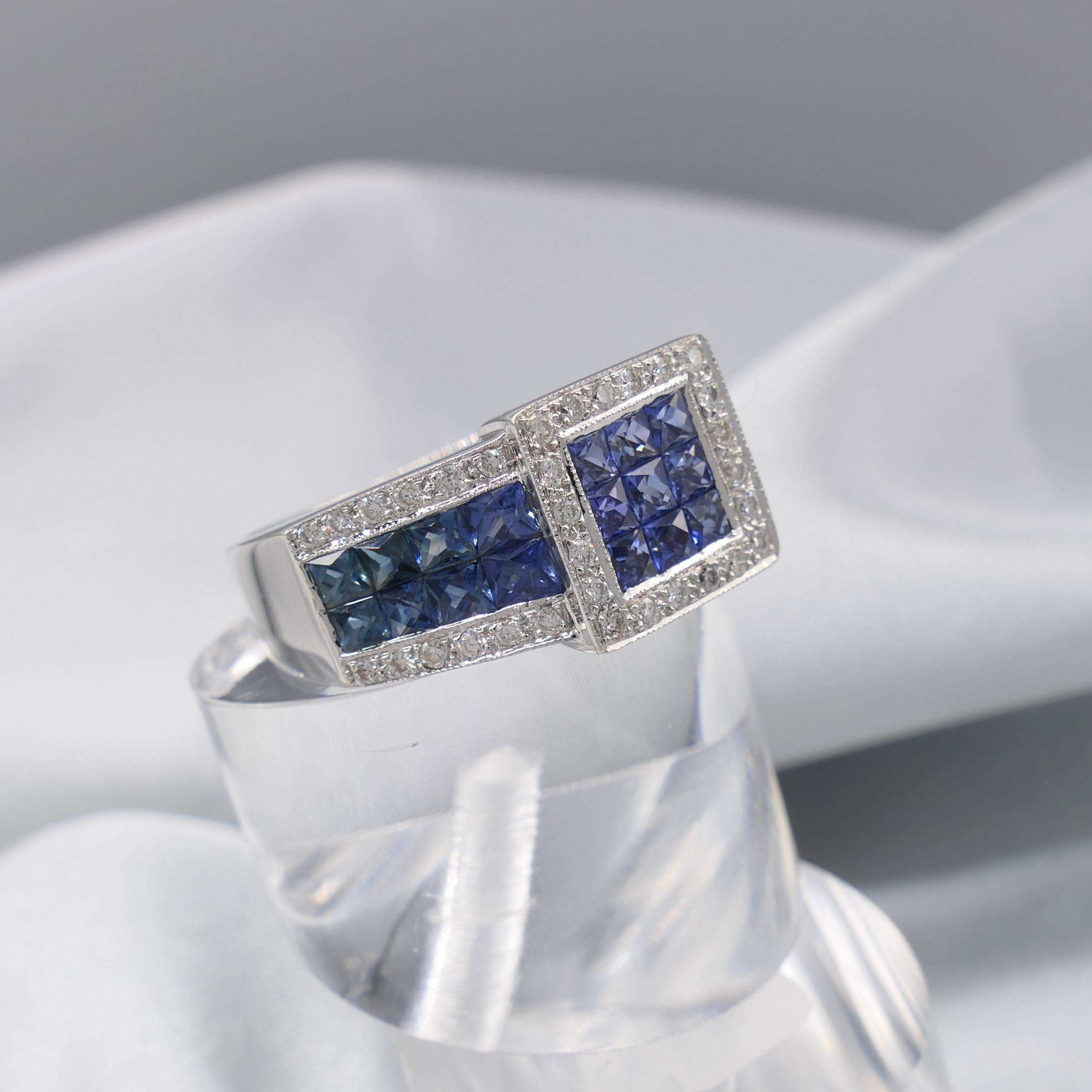 Art Deco-Style 18ct White Gold Calibre-Cut Sapphire and Round Brilliant-Cut Diamond Ring