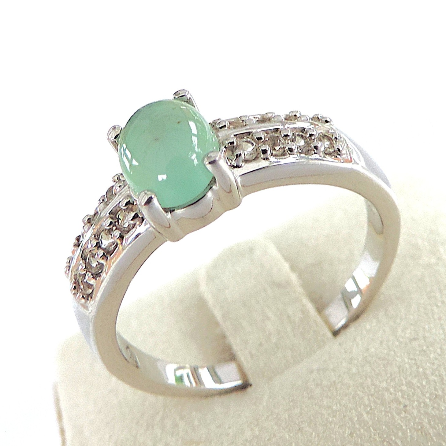 925 Silver Oval Cabochon Natural Green Prehnite & Topaz Ring 'NEW'