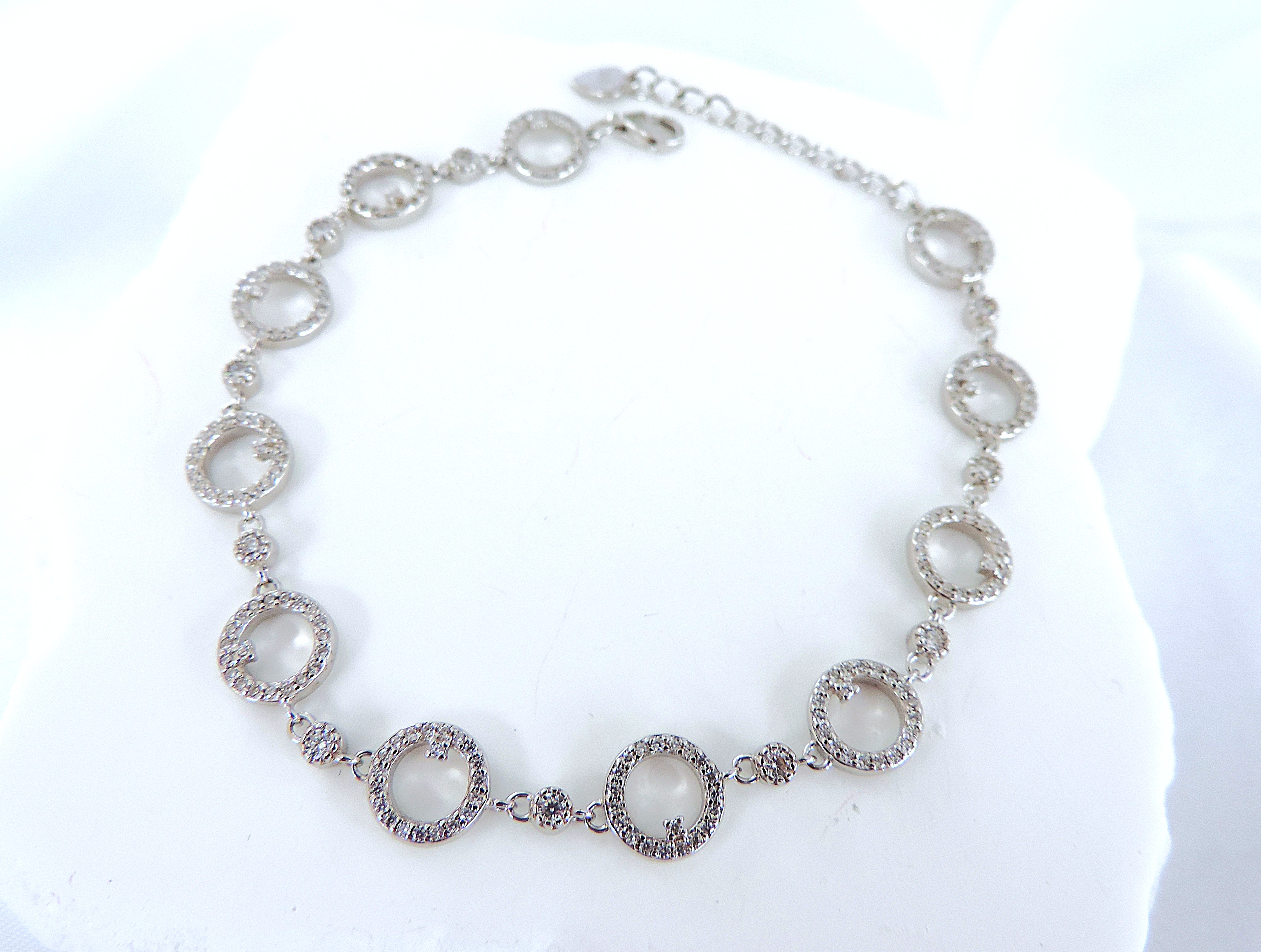 925 Silver White Zircon Gemstone Open Circles Bracelet 'New'