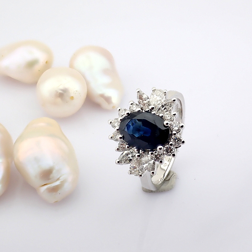 Natural Diamond 18K White Gold Ring