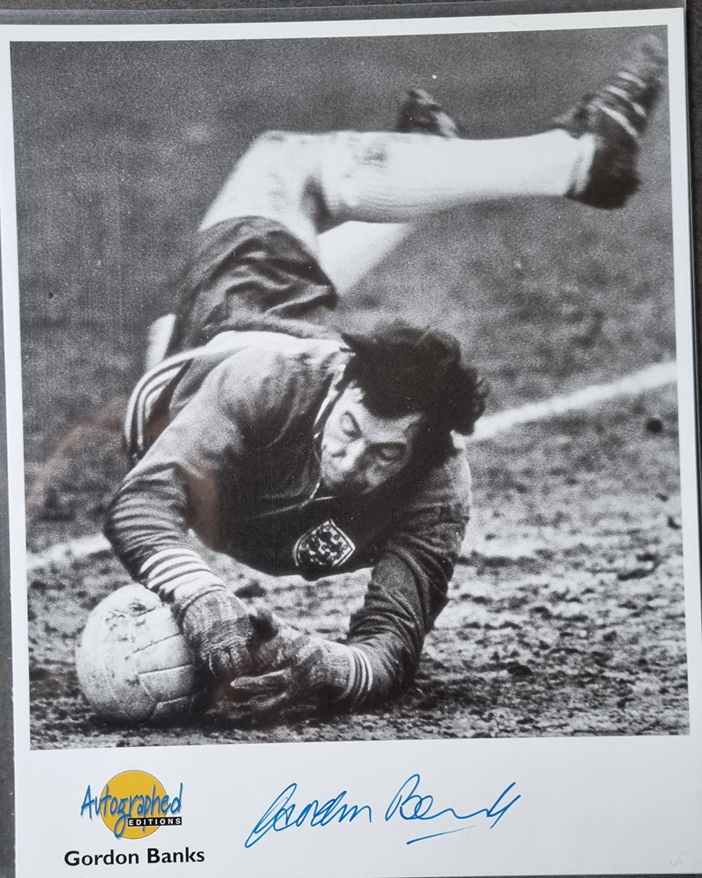 Gordon Banks Signed Photograph