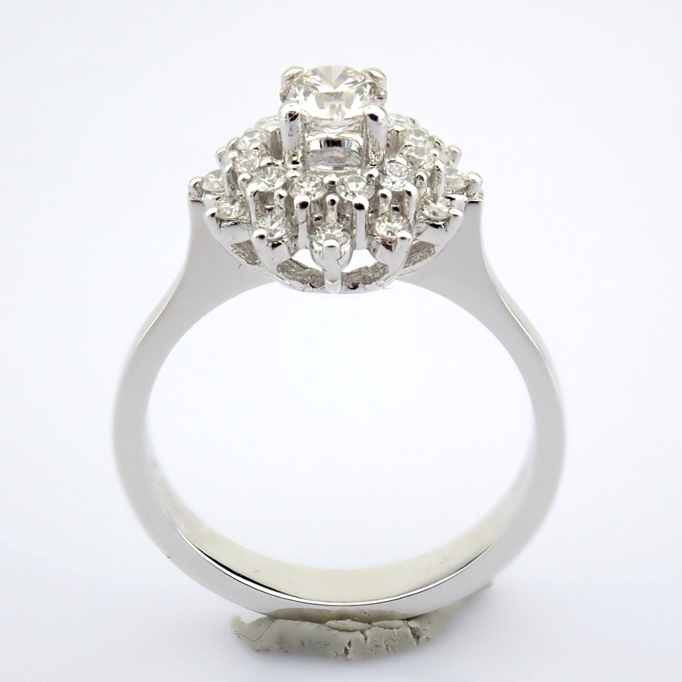 Natural Diamond 18K White Gold Ring