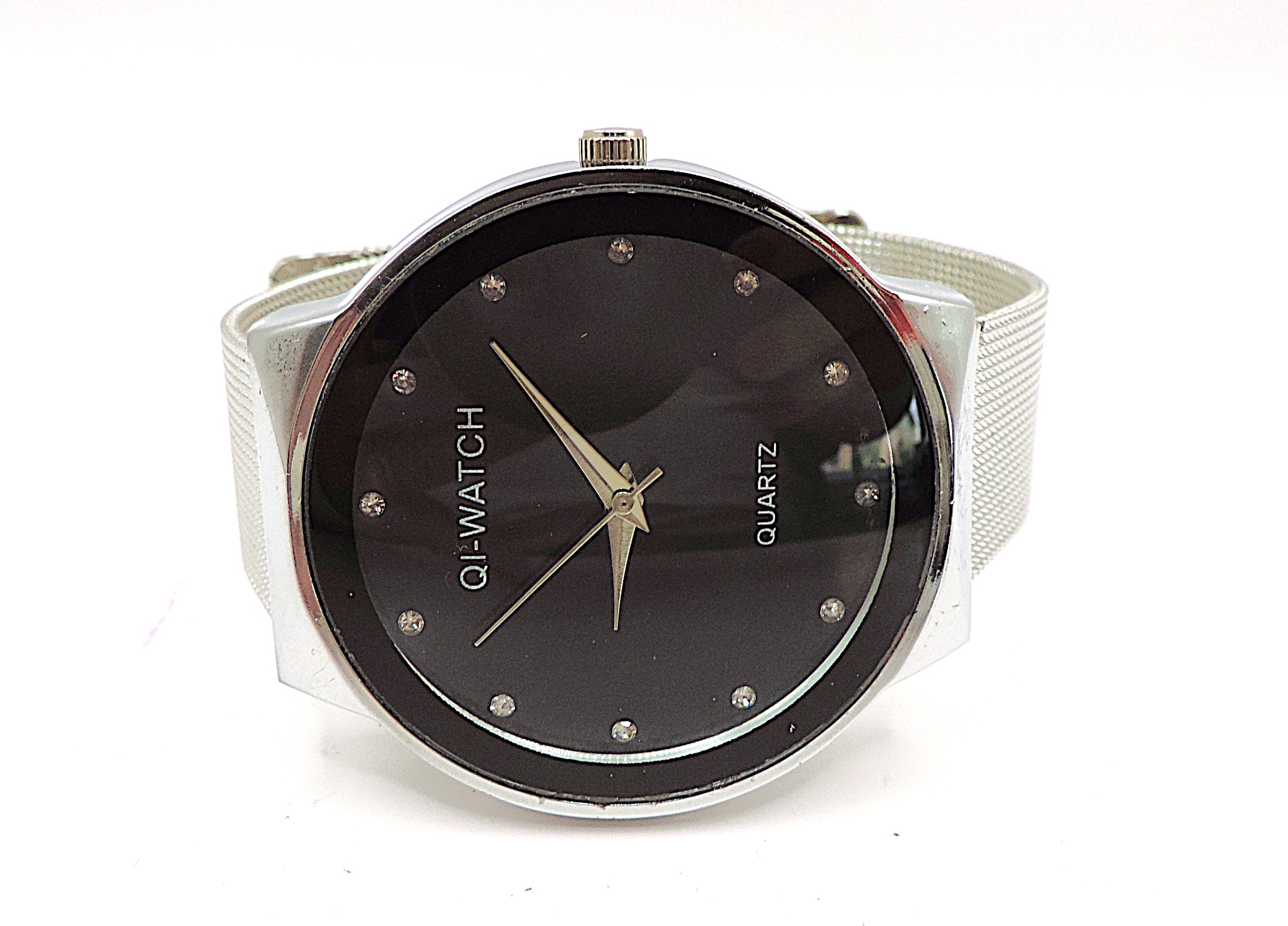 QI Quartz Bracelet Watch New Battery Working
