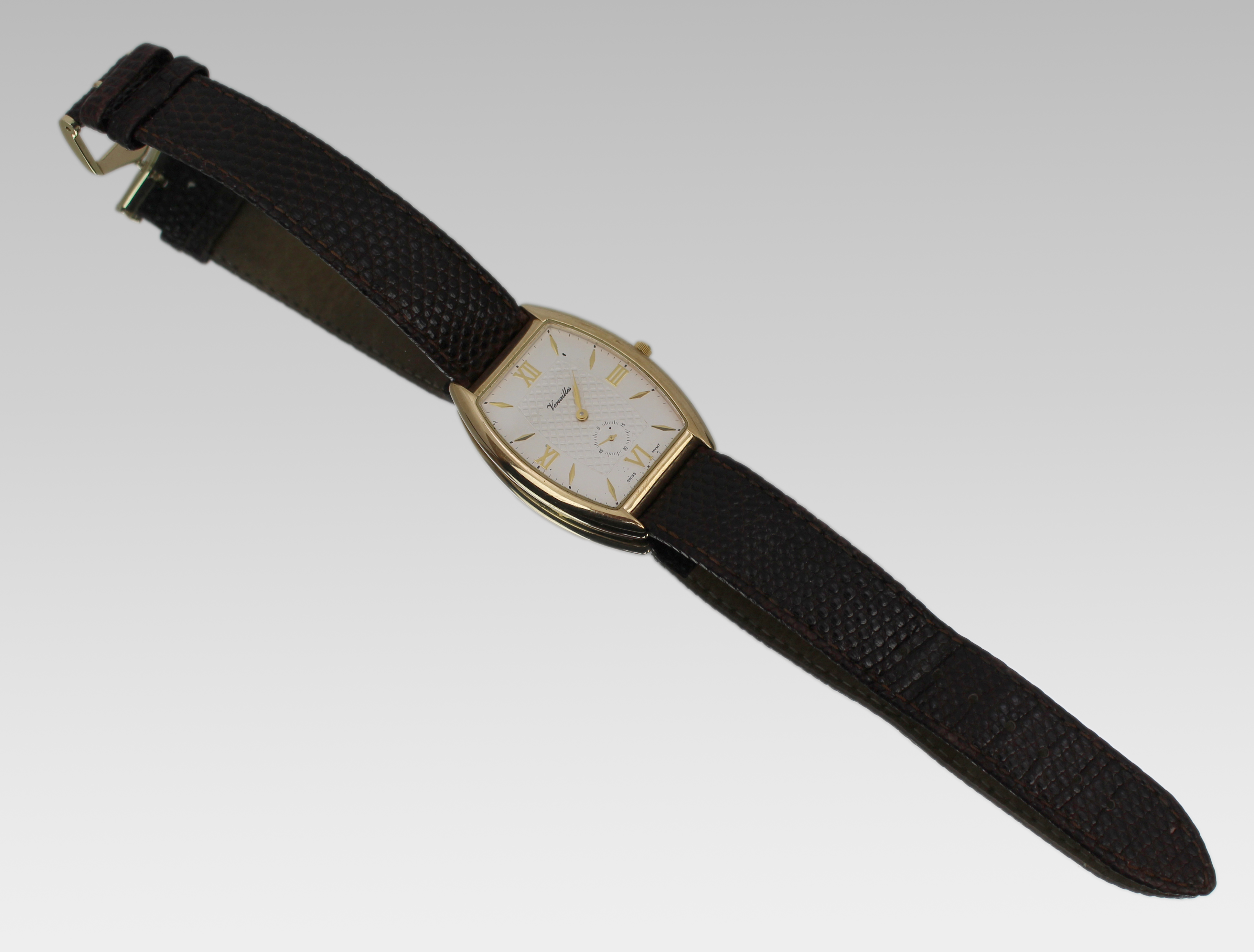 Versailles 9ct Gold Wristwatch