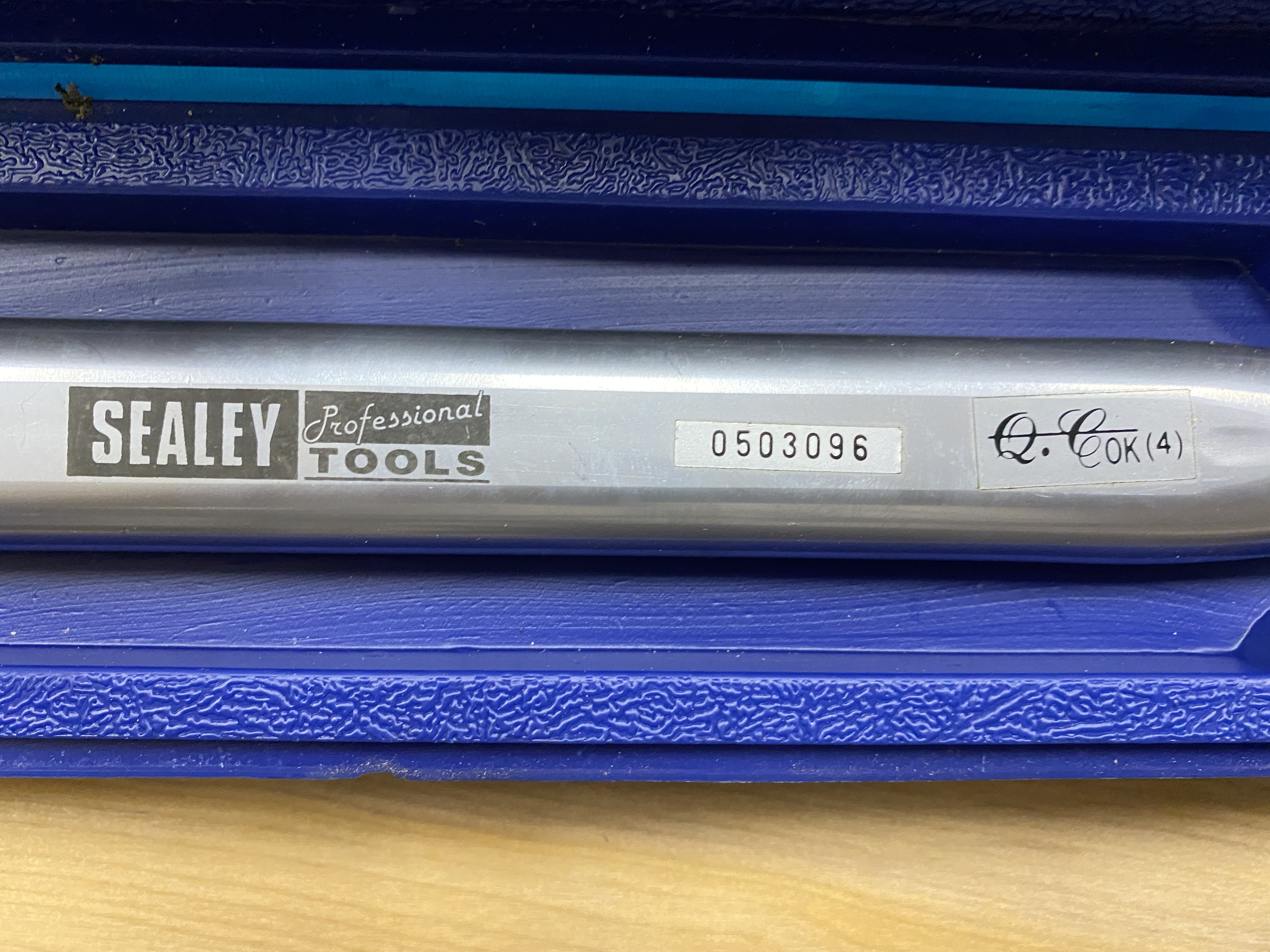 Sealed torque ratchet