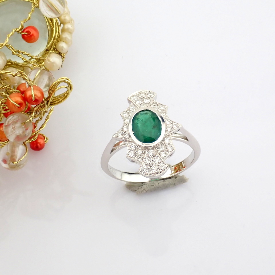 Natural Diamond 18K White Gold Ring