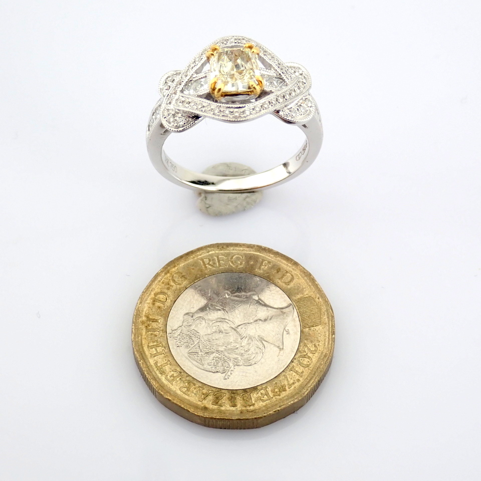 Natural Diamond 18K White Gold Ring