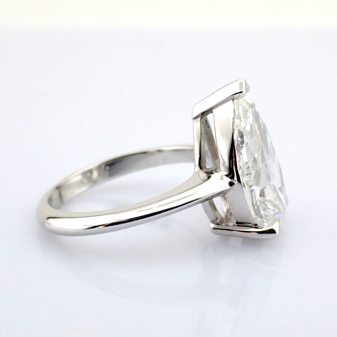 Pear Cut Lab-Grown Diamond Ring - 4.1 Total Carat (IGI Certified)
