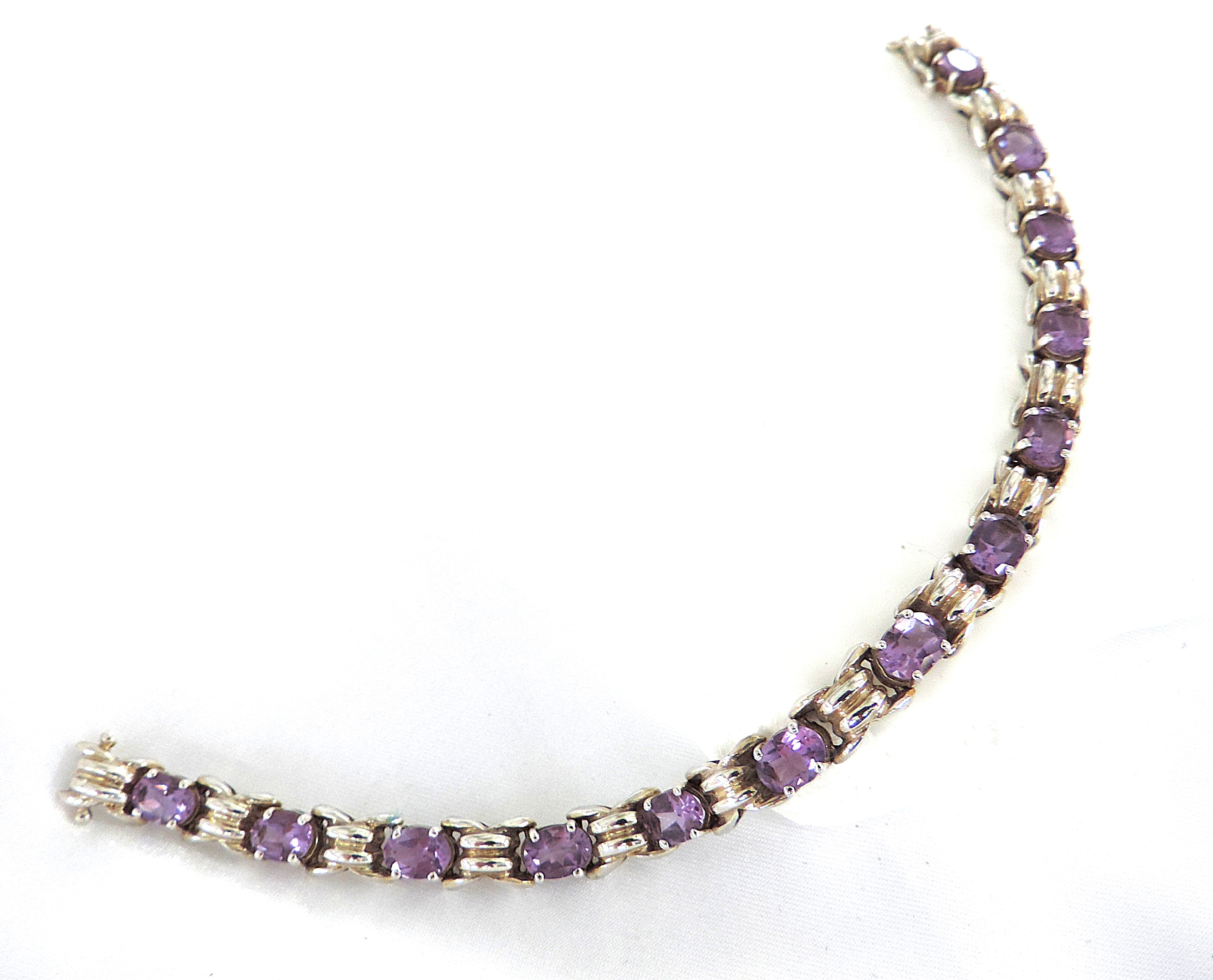 Vintage 925 Sterling Silver 11 Carat Amethyst Gemstone Bracelet