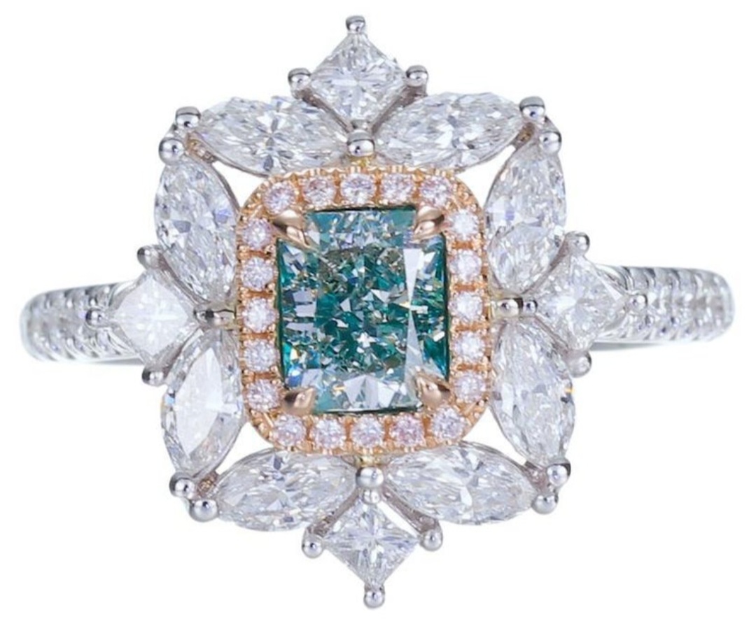 Brand New - Natural - 0.88ct Radiant Cut Fancy Green/Blue Diamond Ring - GIA Certified