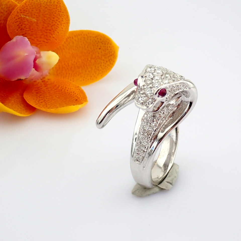 Natural Diamond 18K White Gold Ring