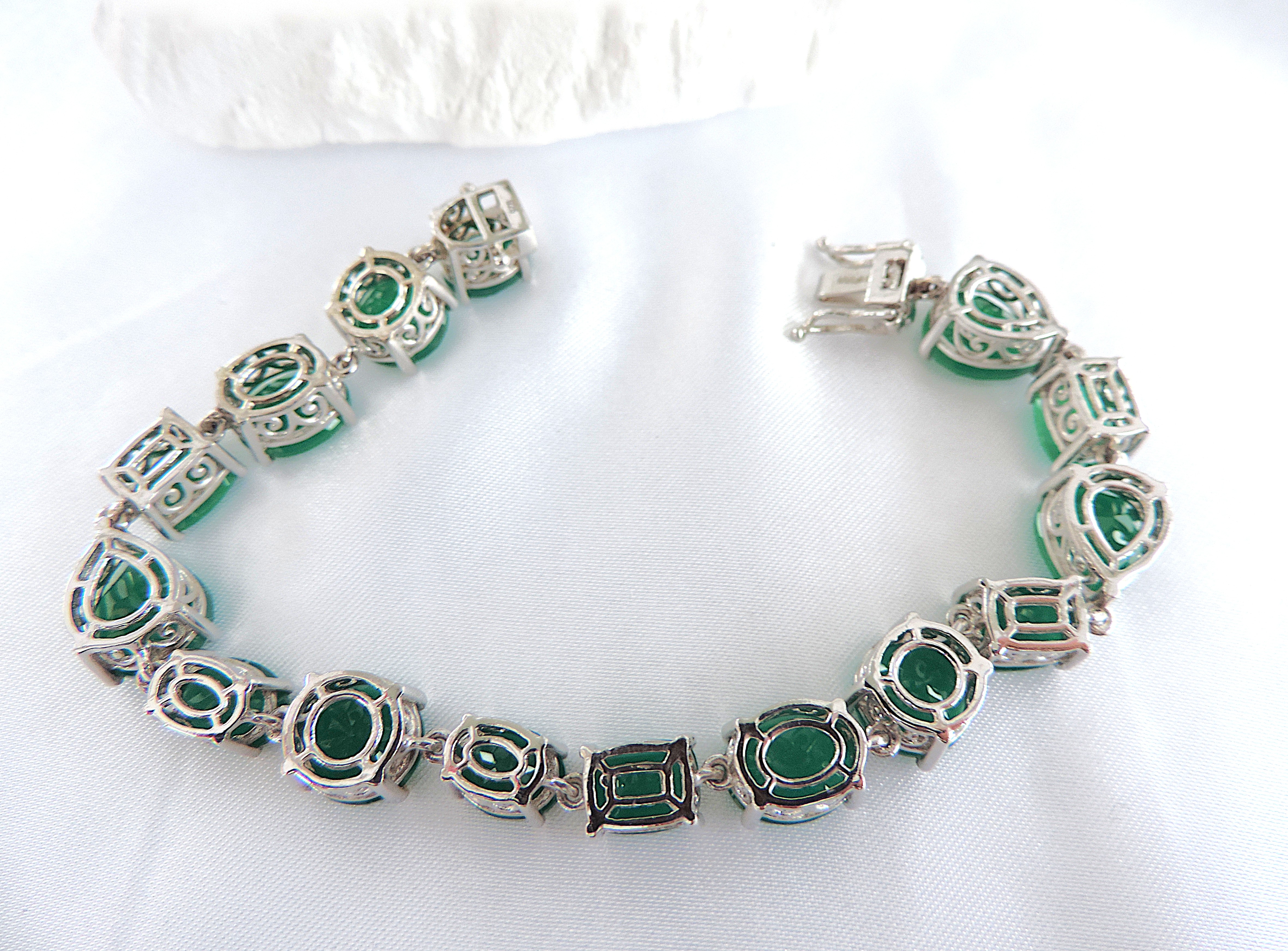 925 Silver 55.95 Carat Emerald Green Chrysoprase Gemstone Bracelet 'New'