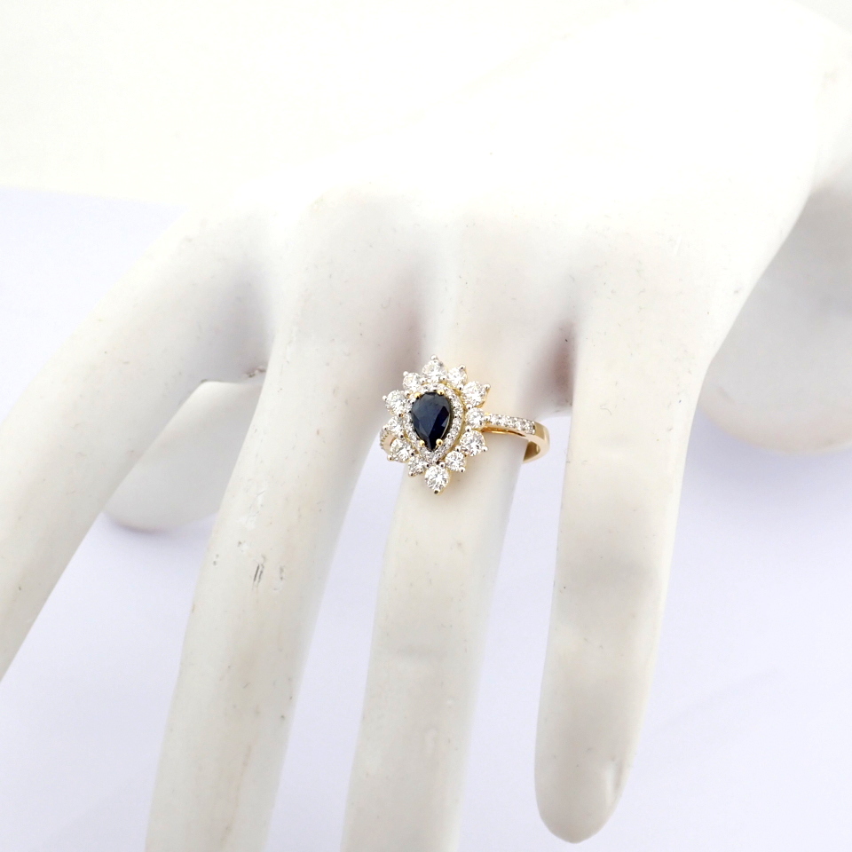 Natural Diamond 18K Yellow Gold Ring