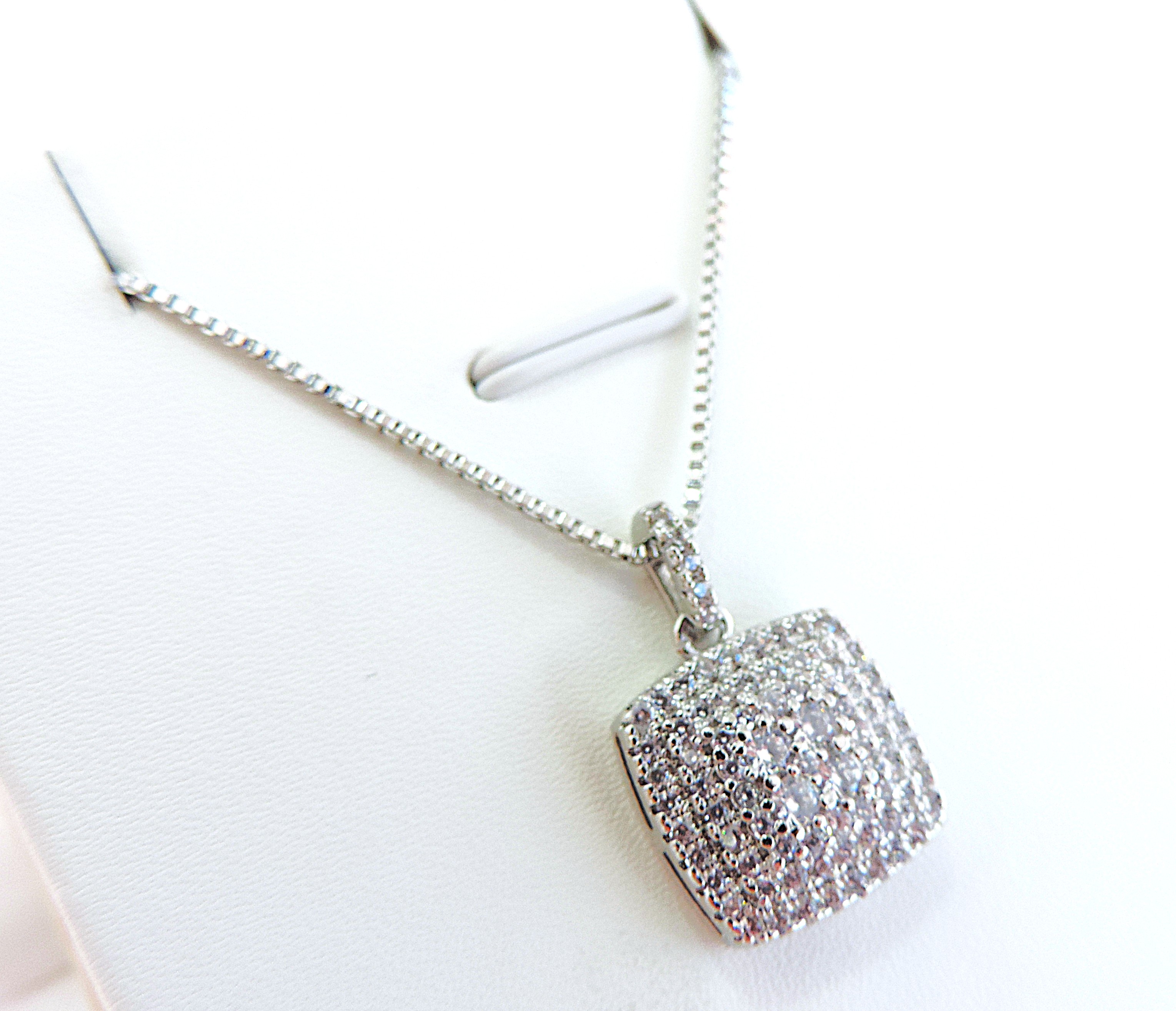 Orrevé Gemstone Pendant Necklace 'New'