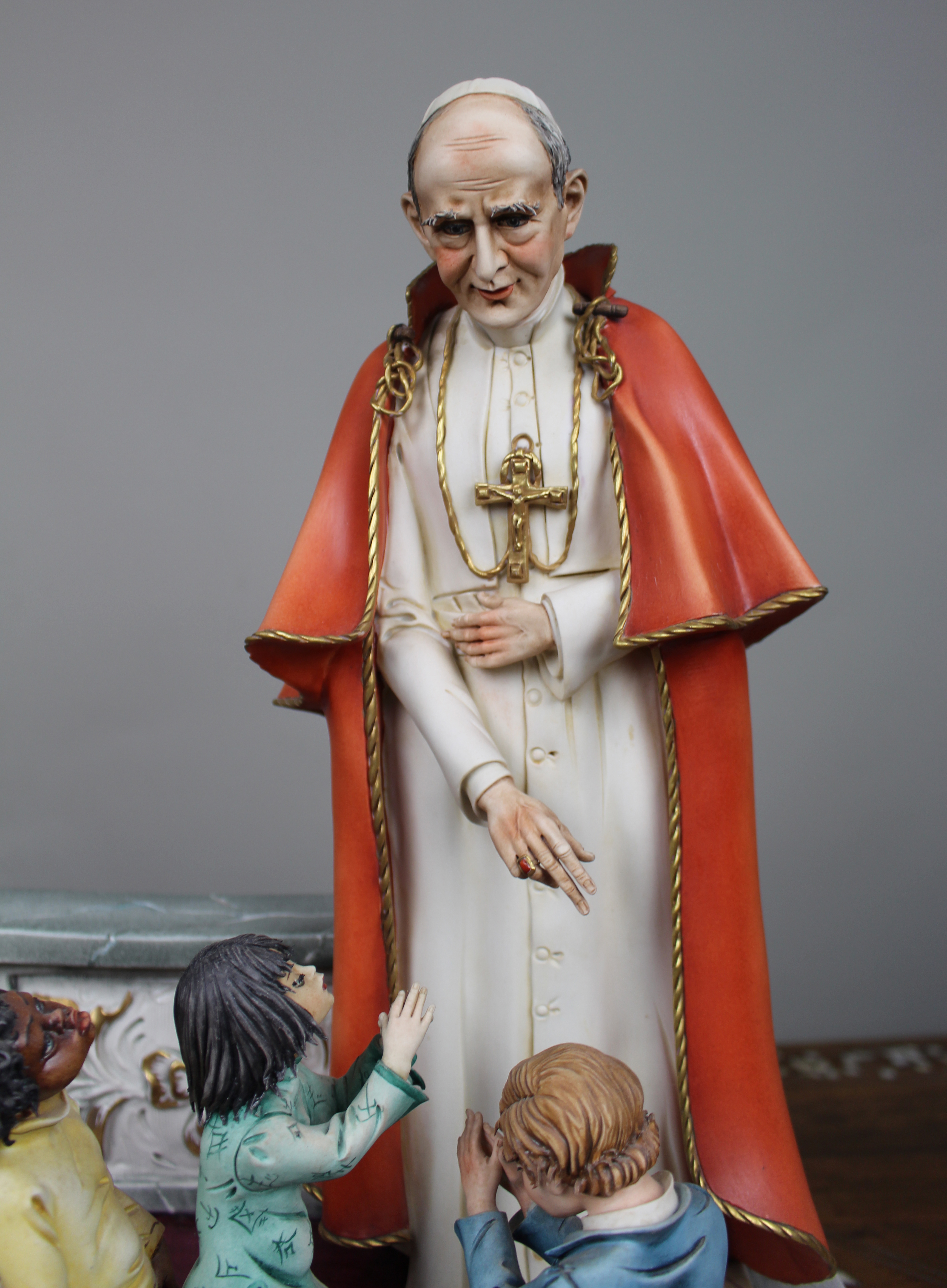 Large Capodimonte Porcelain Figurine – Pope Paul VI