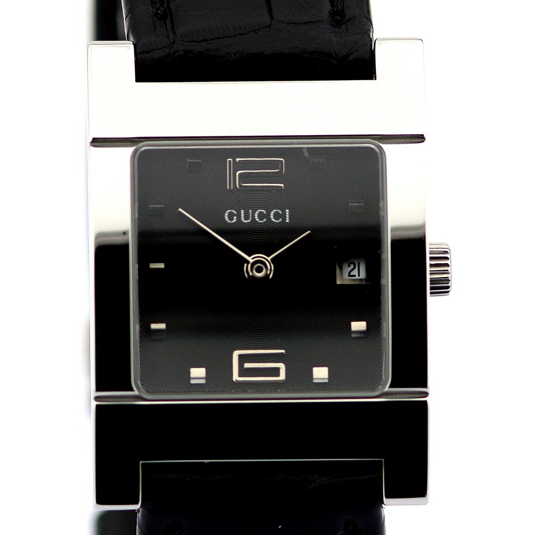 Gucci / 7700L Date Dial - (Unworn) Unisex Steel Wrist Watch