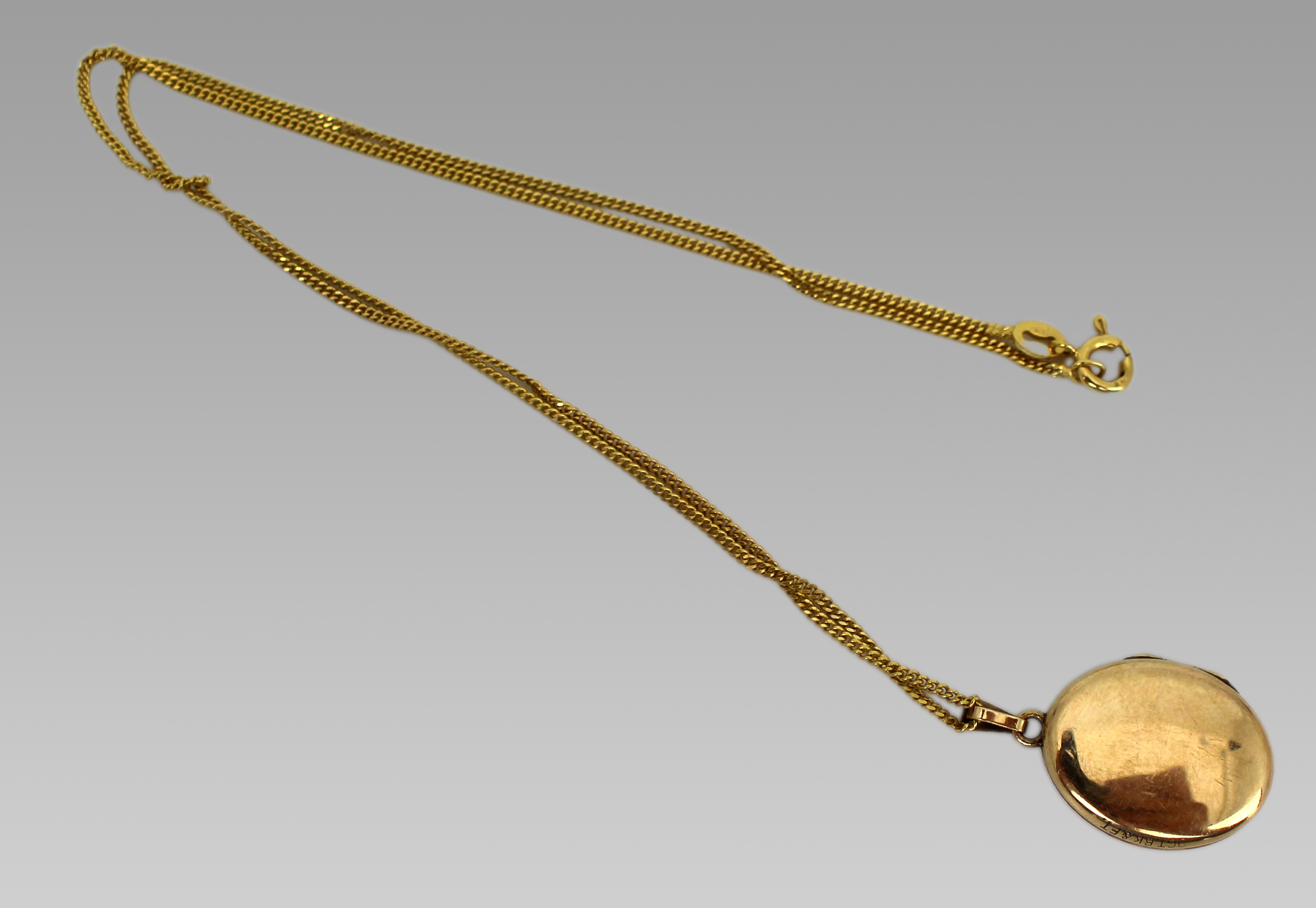 Vintage 9ct Gold Locket on Chain