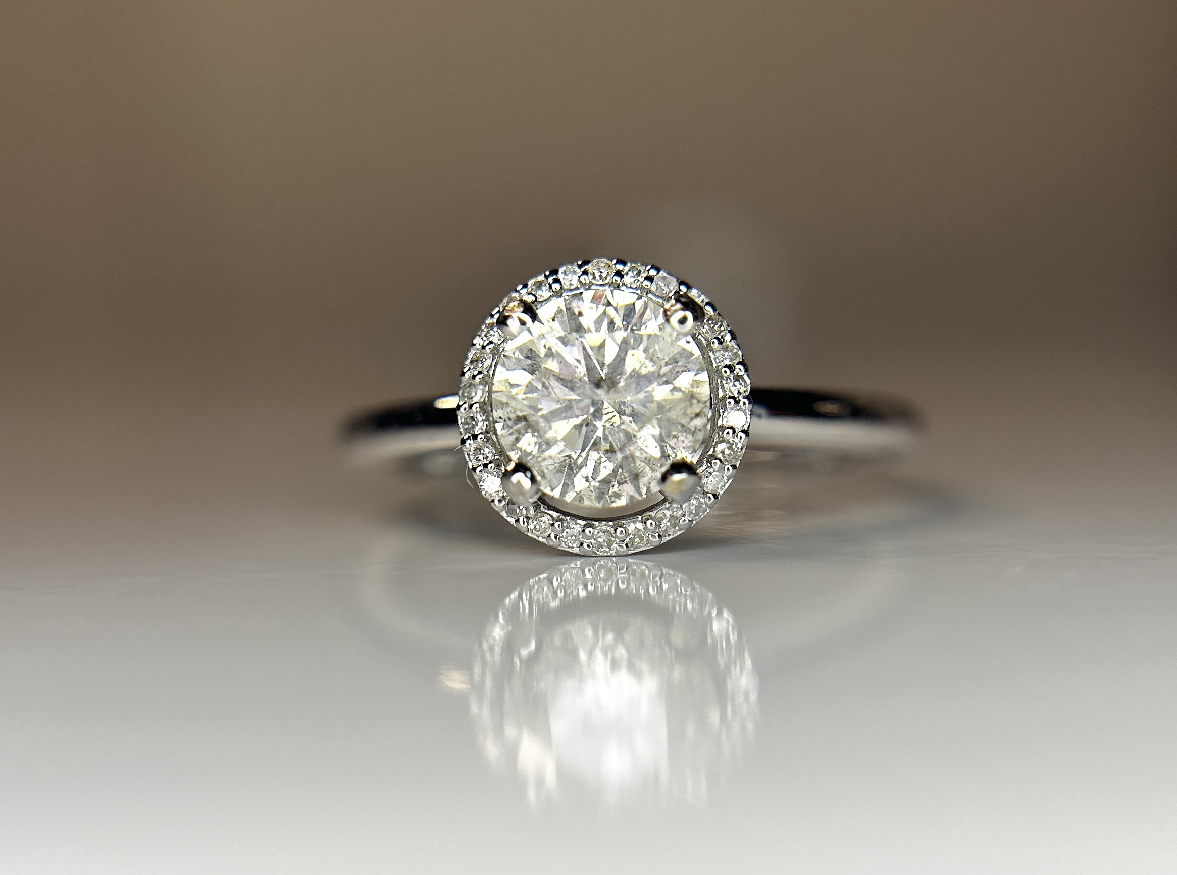 Beautiful 1.11ct Untreated Natural Solitaire Diamond & 18k Gold